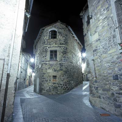 Breu pinzellada de Castellfollit de la Roca