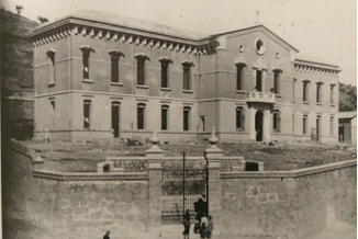 Edificis civils de L'Alcora: Col·legis i instituts