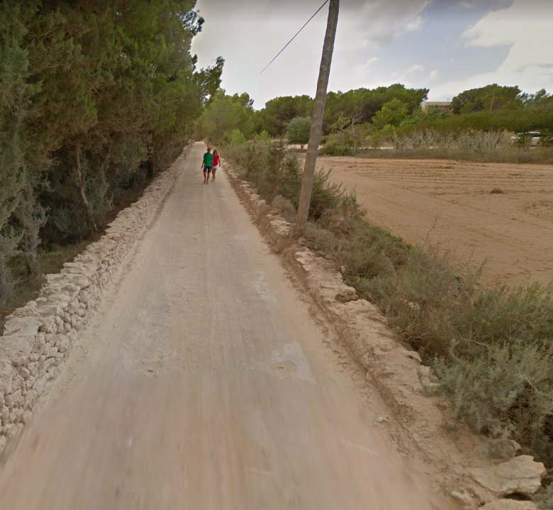 Aigües cristal·lines, figueres, molins i salines: la volta a Formentera