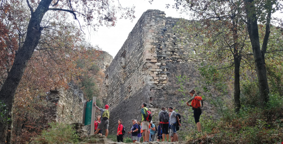 Arribada al castell de Montclús