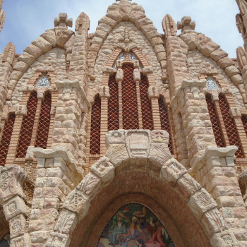  Santuari modernista de Santa Magdalena a Novelda